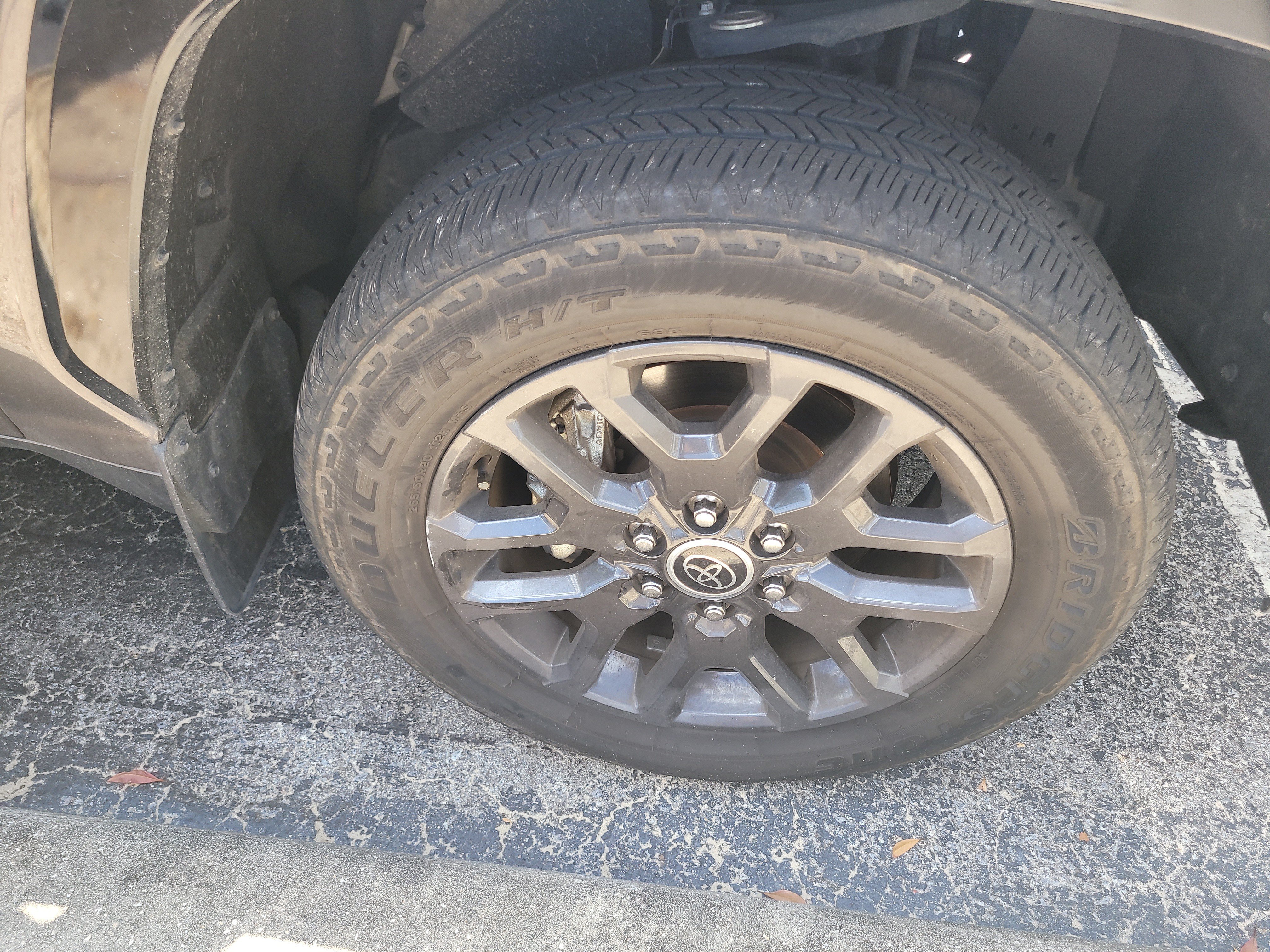 Used 2023 Magnetic Gray Metallic Toyota Platinum image 7