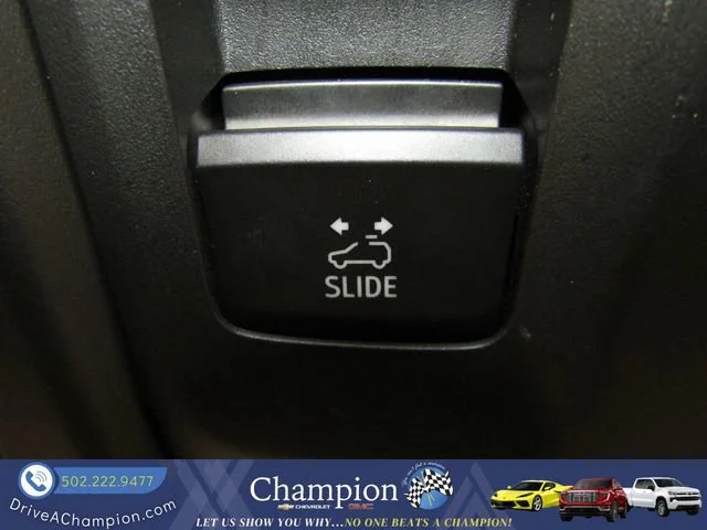 Used 2022 White Frost Tricoat GMC Denali image 47