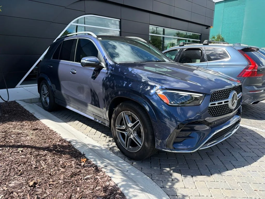 Certified Used 2026 Twilight Blue Mercedes-Benz GLE 350 image 3
