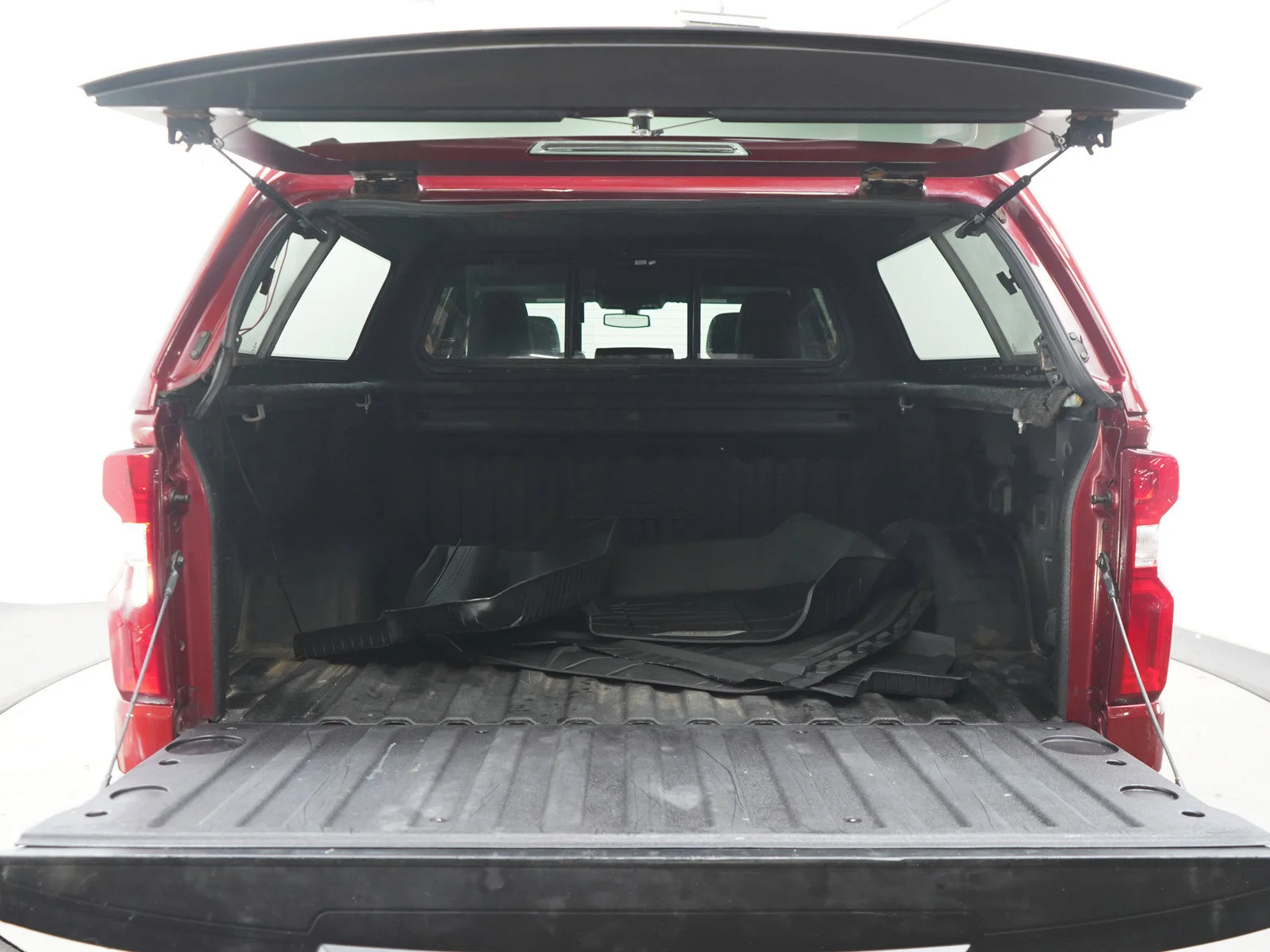 Used 2019 Maroon Chevrolet High Country image 16