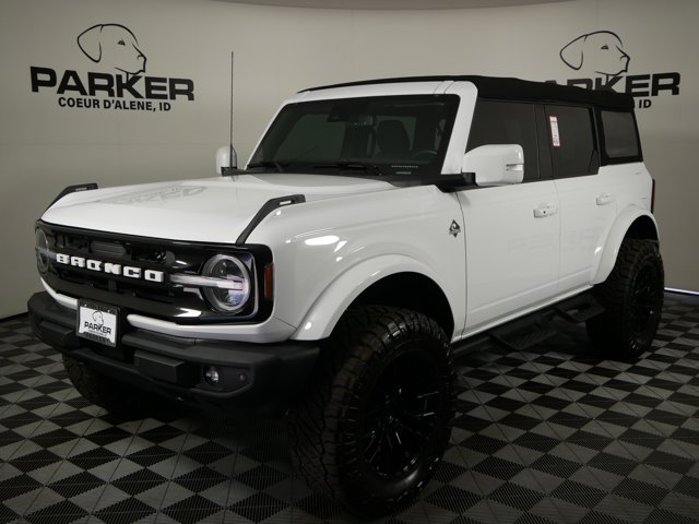 Used 2022 Oxford White Ford Outer Banks w/ Lux Pkg image 1