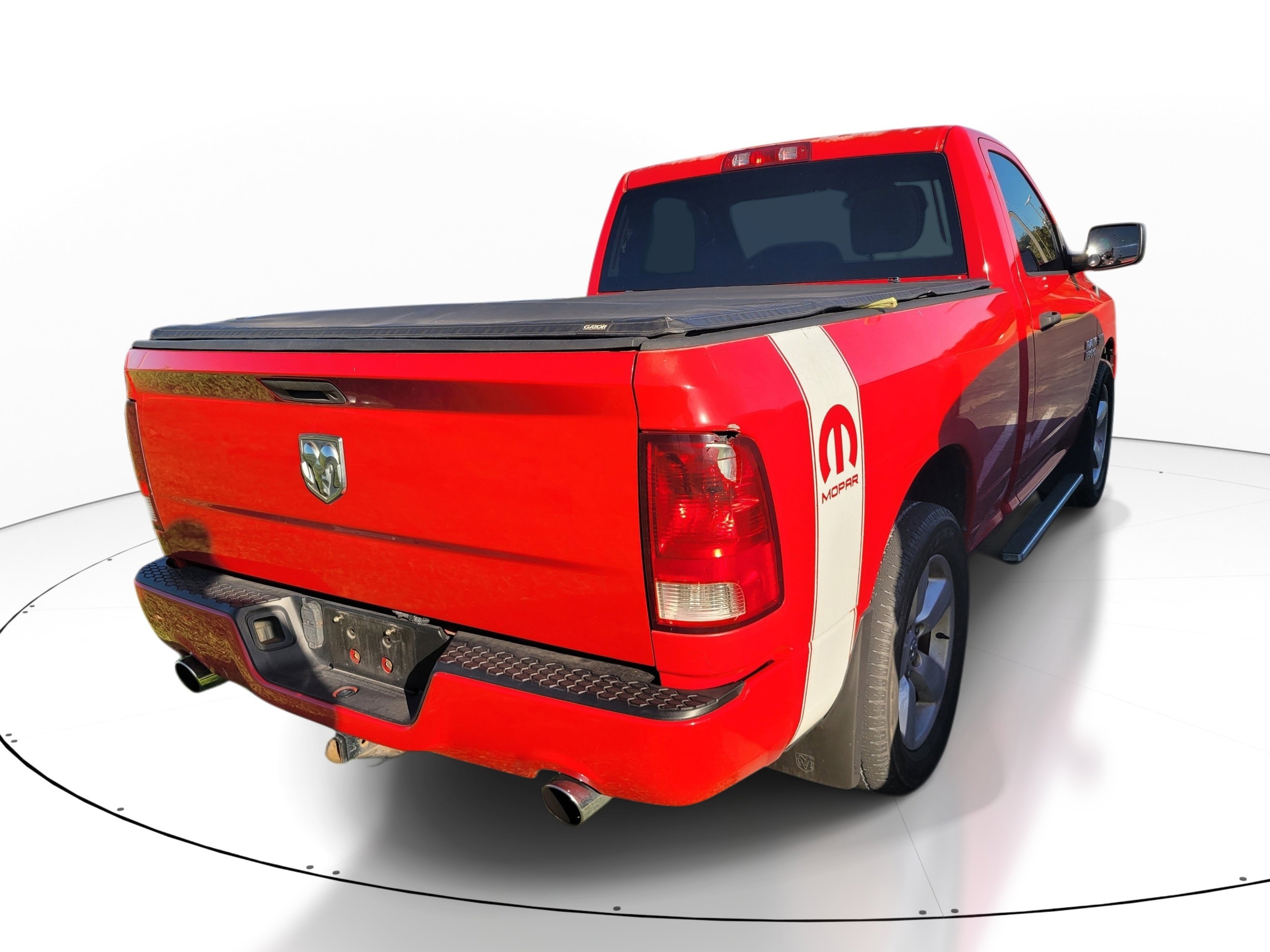 Used 2013 Flame Red Ram Tradesman image 4