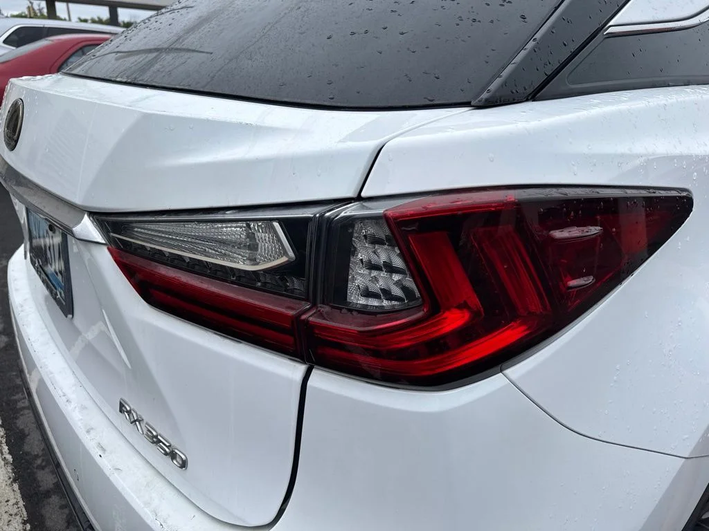 Used 2017 White Lexus 350 image 11
