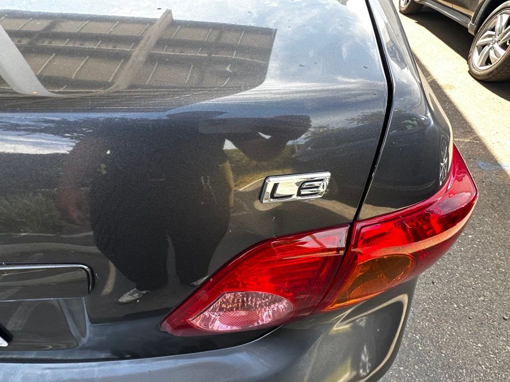 Used 2010  Toyota  image 26