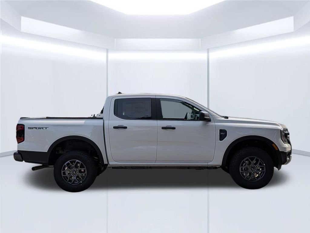 New 2026 Oxford White Ford XLT image 8