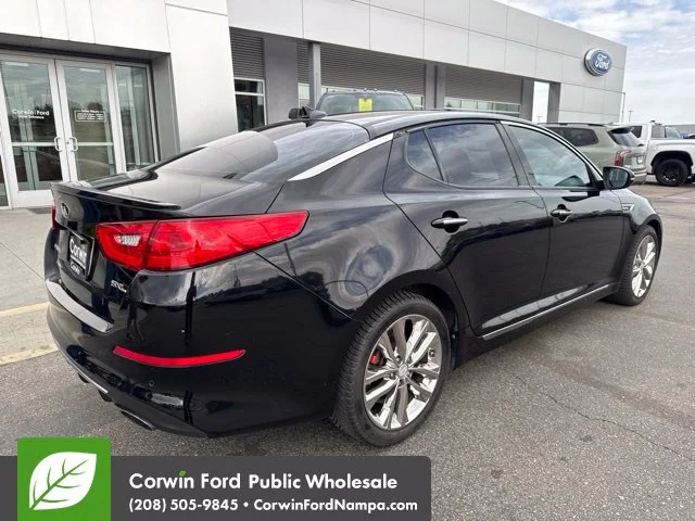 Used 2015 Black Kia SXL image 6