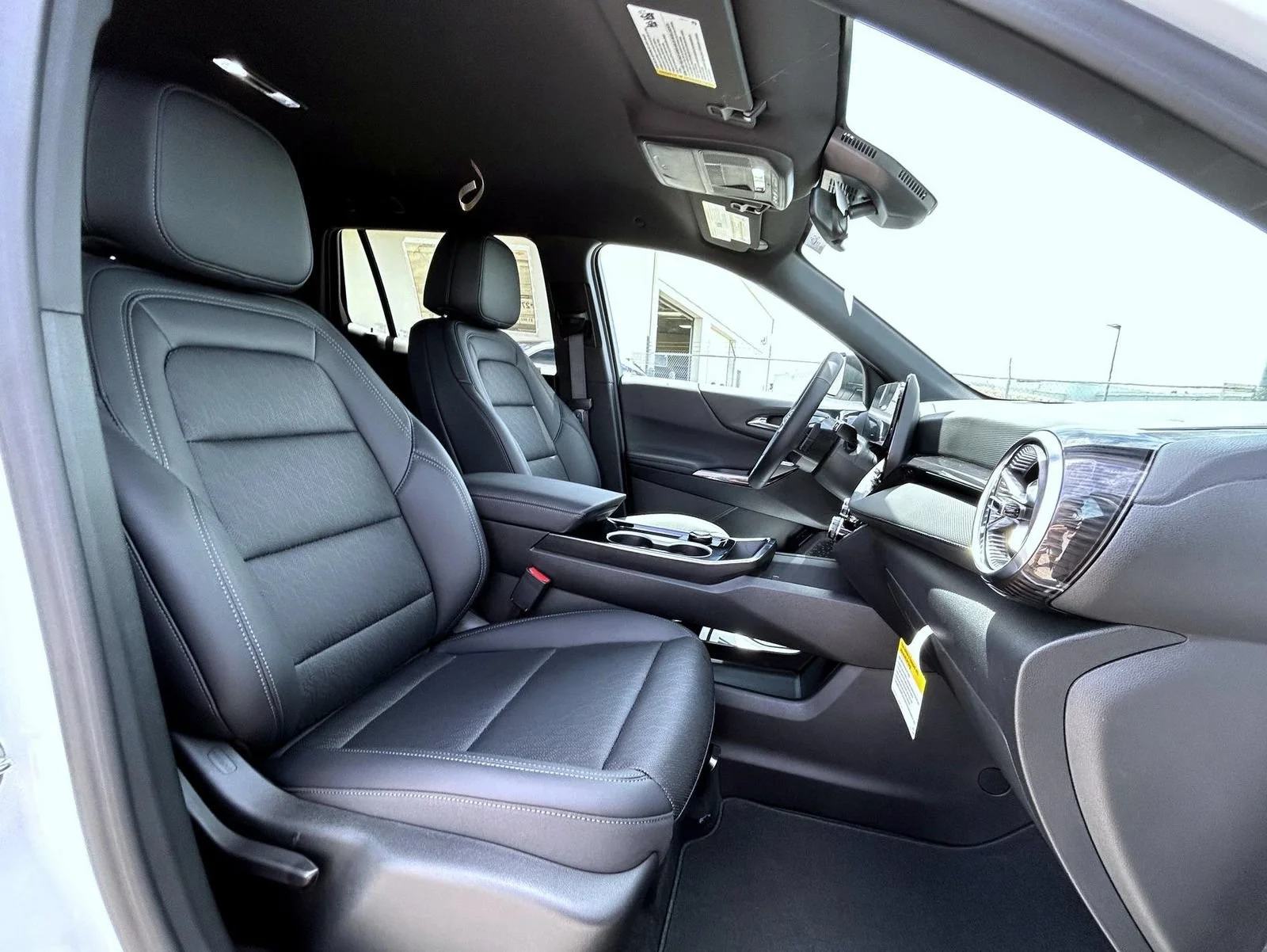 2026 Chevrolet Equinox LT - Photo 18