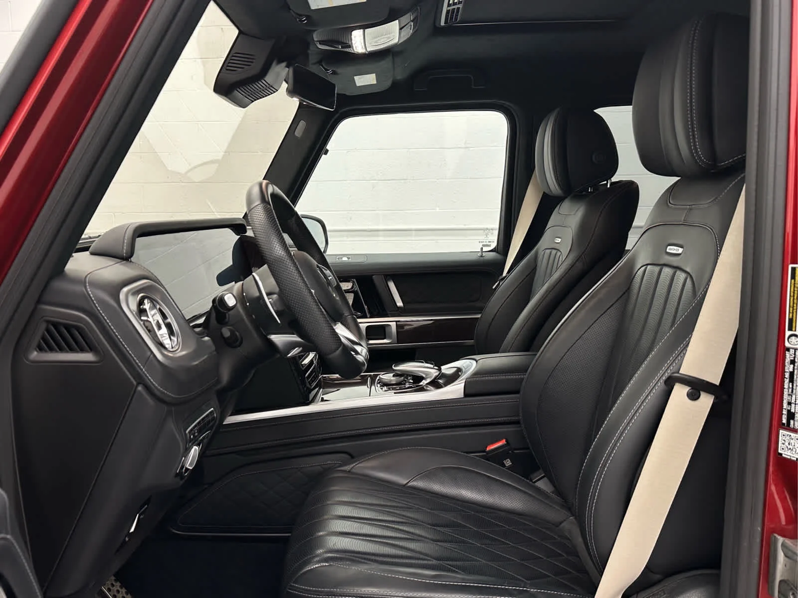 Used 2022 MANUFAKTUR Cardinal Red Metallic Mercedes-Benz AMG® G 63 image 11