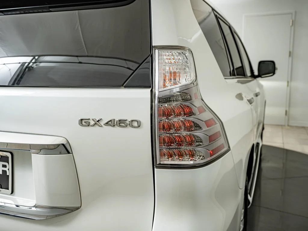 Used 2014 Starfire Pearl Lexus 460 image 15