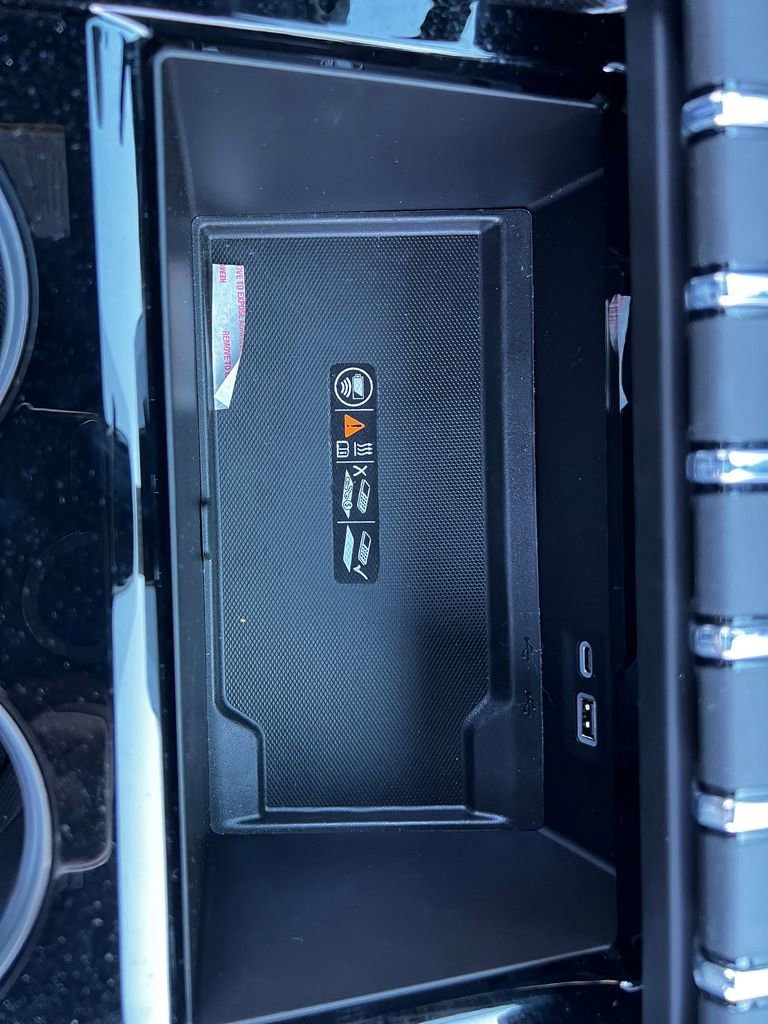 New 2026 Onyx Black GMC AT4 image 25