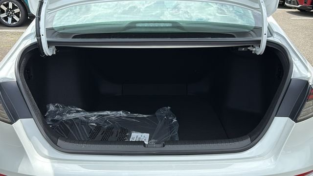 New 2026 Platinum White Pearl Honda LX image 25
