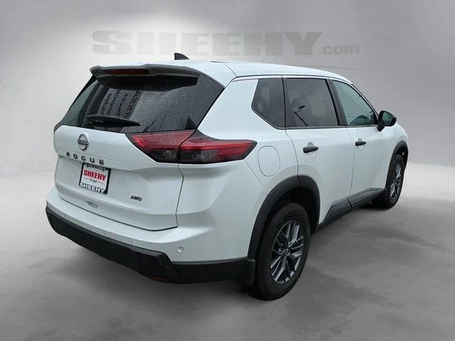 Used 2025 White Nissan S image 12