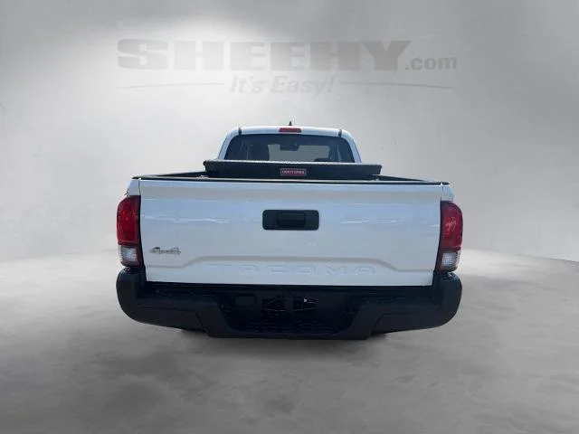 Used 2019 Super White Toyota  image 10