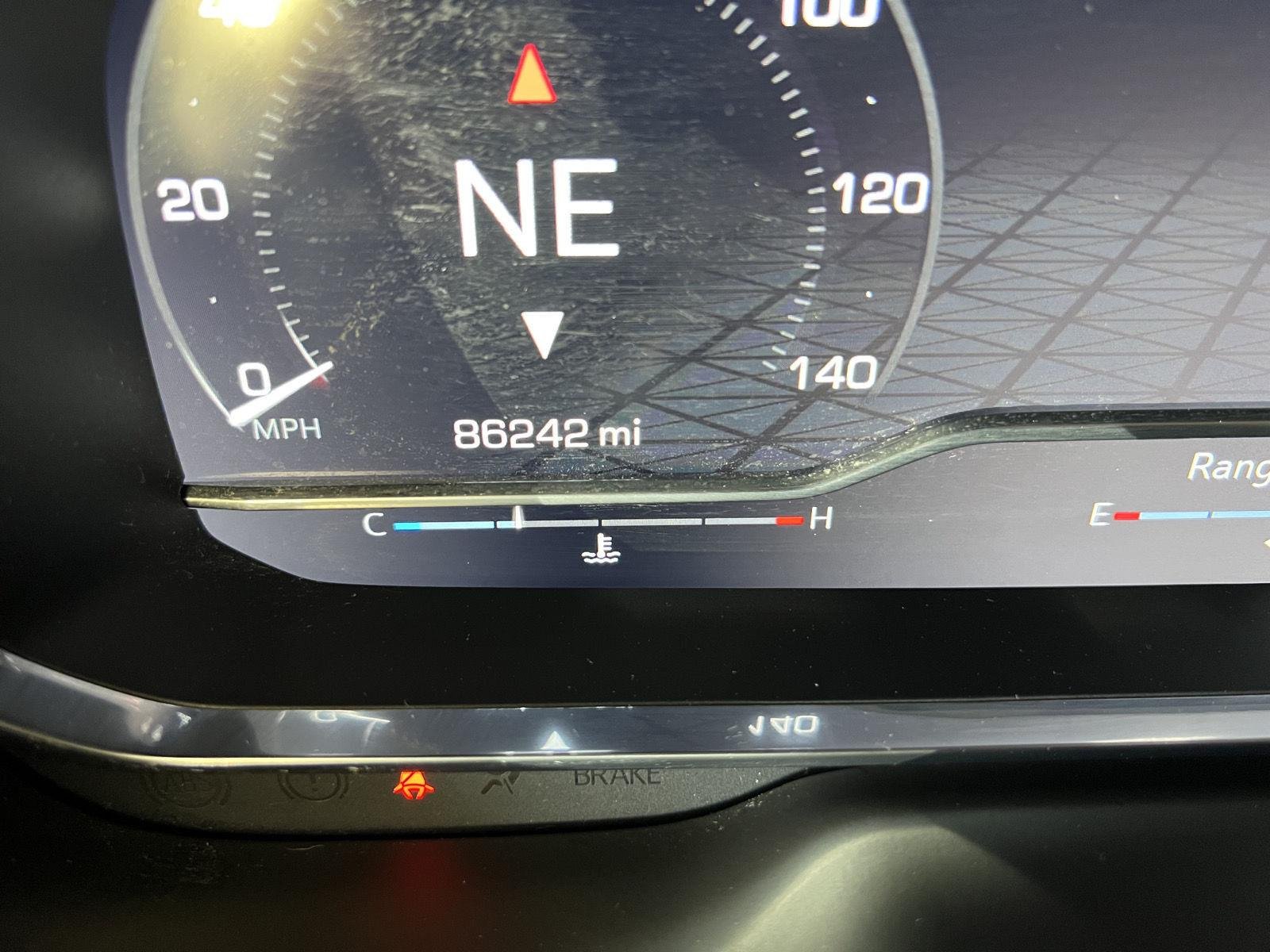 Used 2022 Onyx Black GMC SLE image 13