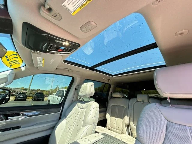 Used 2022 Gray Jeep Series III image 40