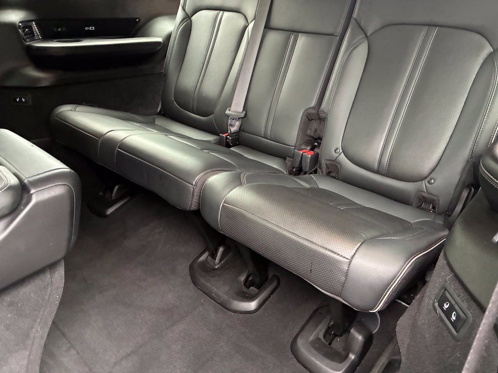 Used 2024 White Jeep Series II image 29