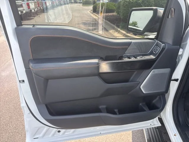 Used 2022 White Ford Platinum image 7