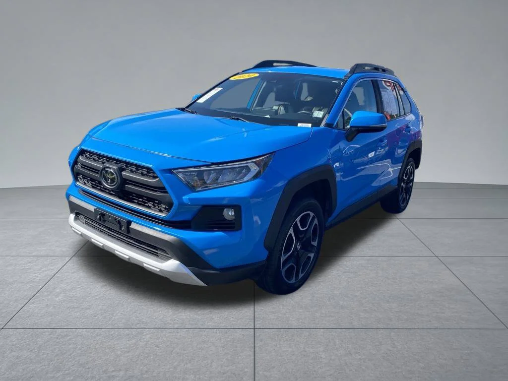 Used 2020 Blue Toyota Adventure image 2