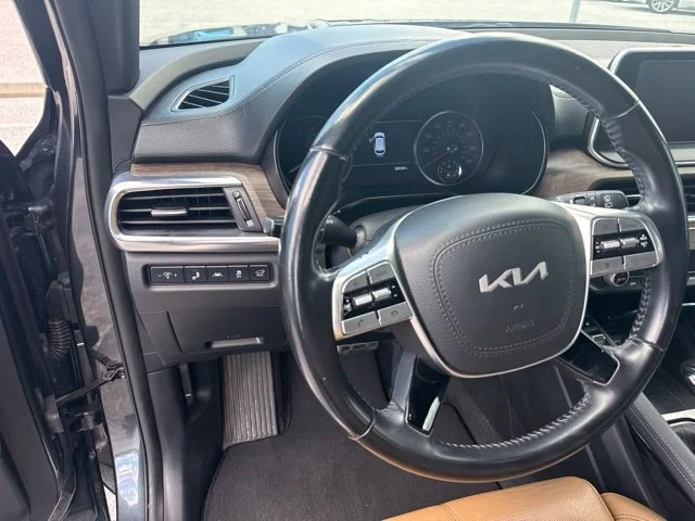 Used 2022 Gray Kia SX image 6
