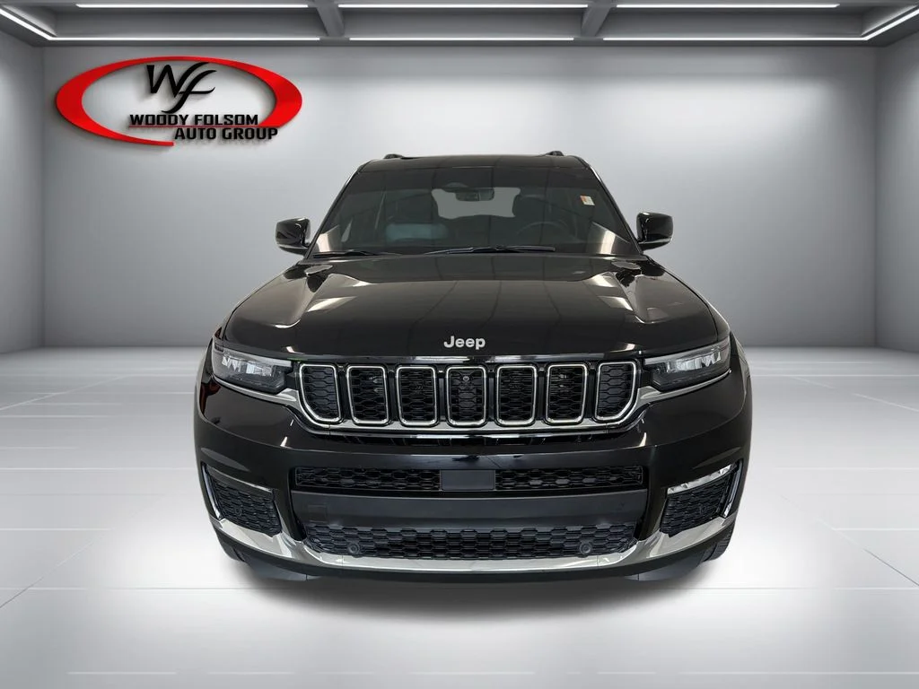 Used 2024 Black Jeep Limited image 2