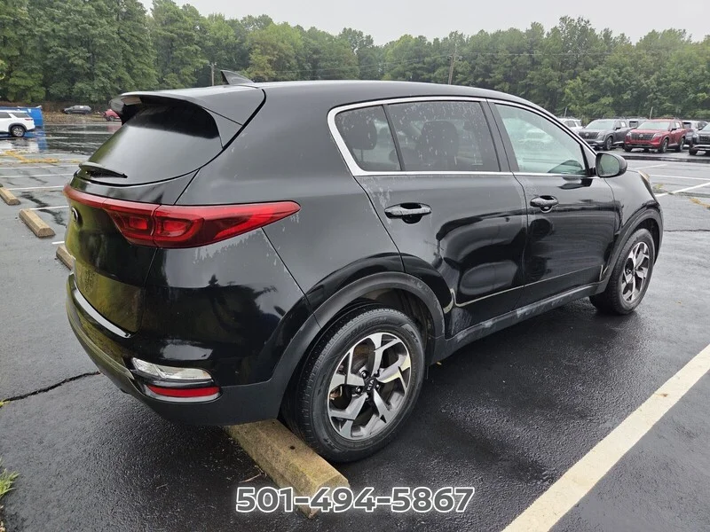 Used 2020 Black Cherry Pearl KIA LX image 4