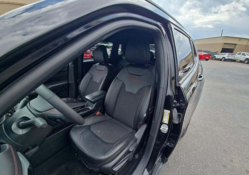 Used 2024 Black Jeep Trailhawk image 6