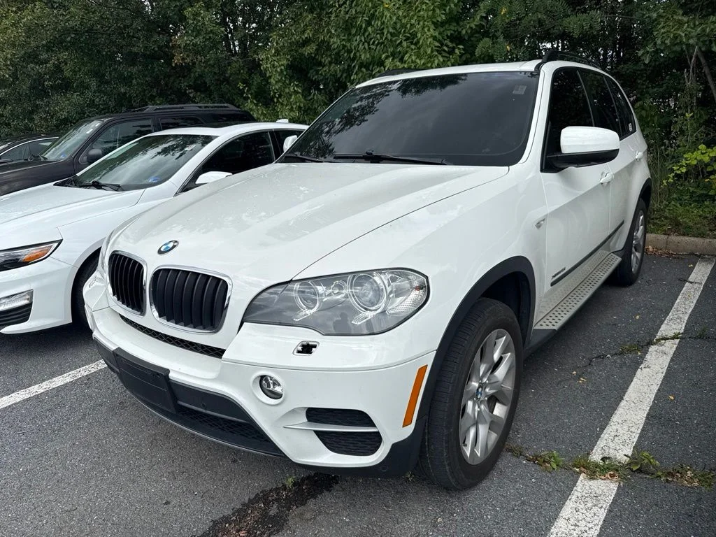 Used 2012 BMW X5 xDrive35i with VIN 5UXZV4C59CL766012 for sale in Harrisonburg, VA
