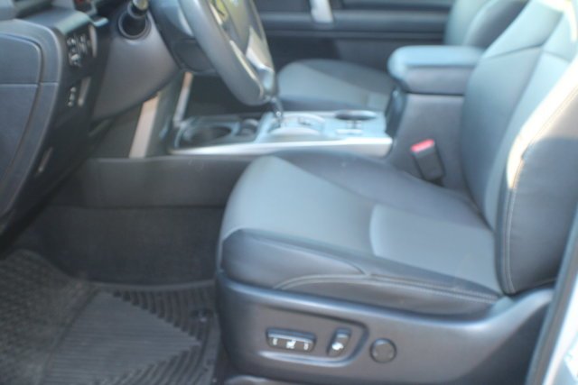 Used 2020 Classic Silver Metallic Toyota SR5 Premium image 13