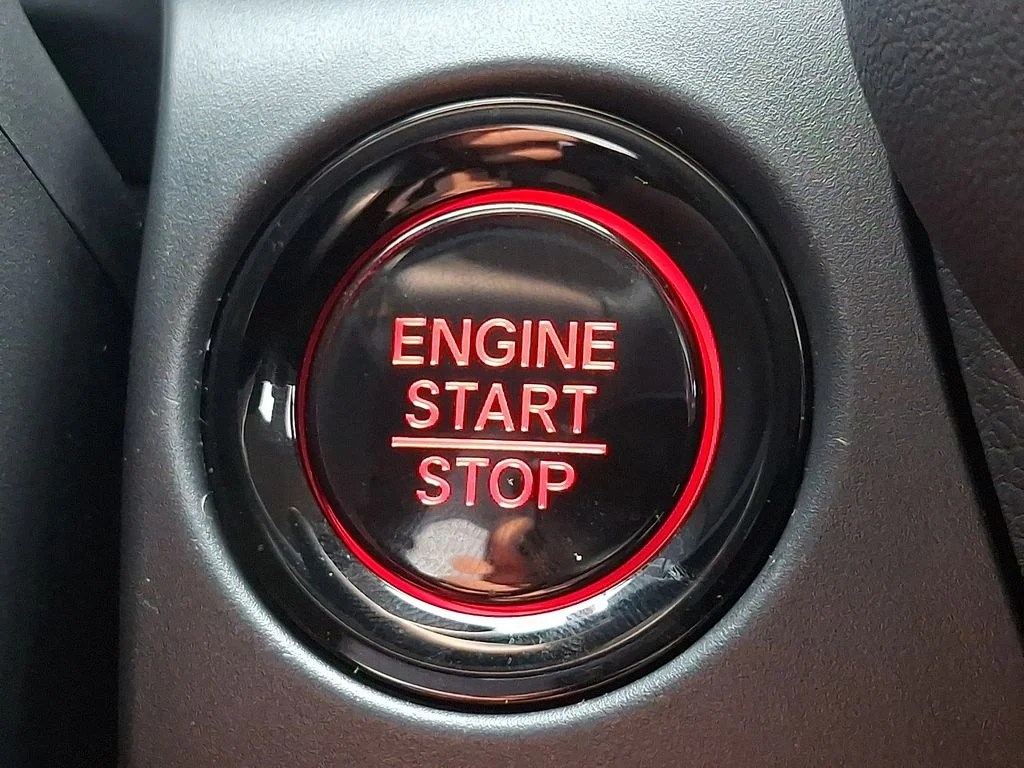 Certified Used 2025  Honda LX image 22