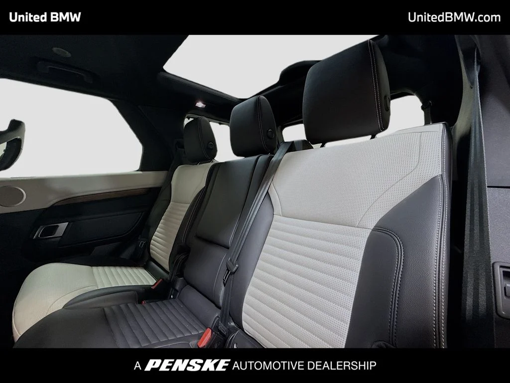 Used 2023  Land Rover S R-Dynamic image 13