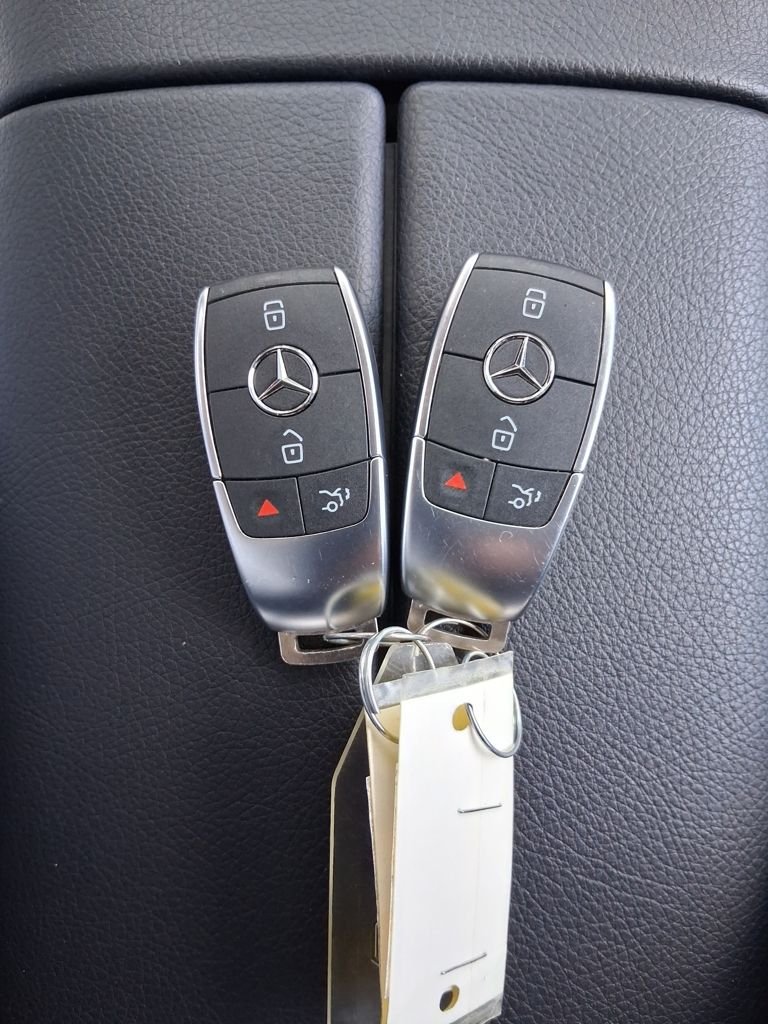 Certified Used 2025 Silver Mercedes-Benz GLE 350 image 20