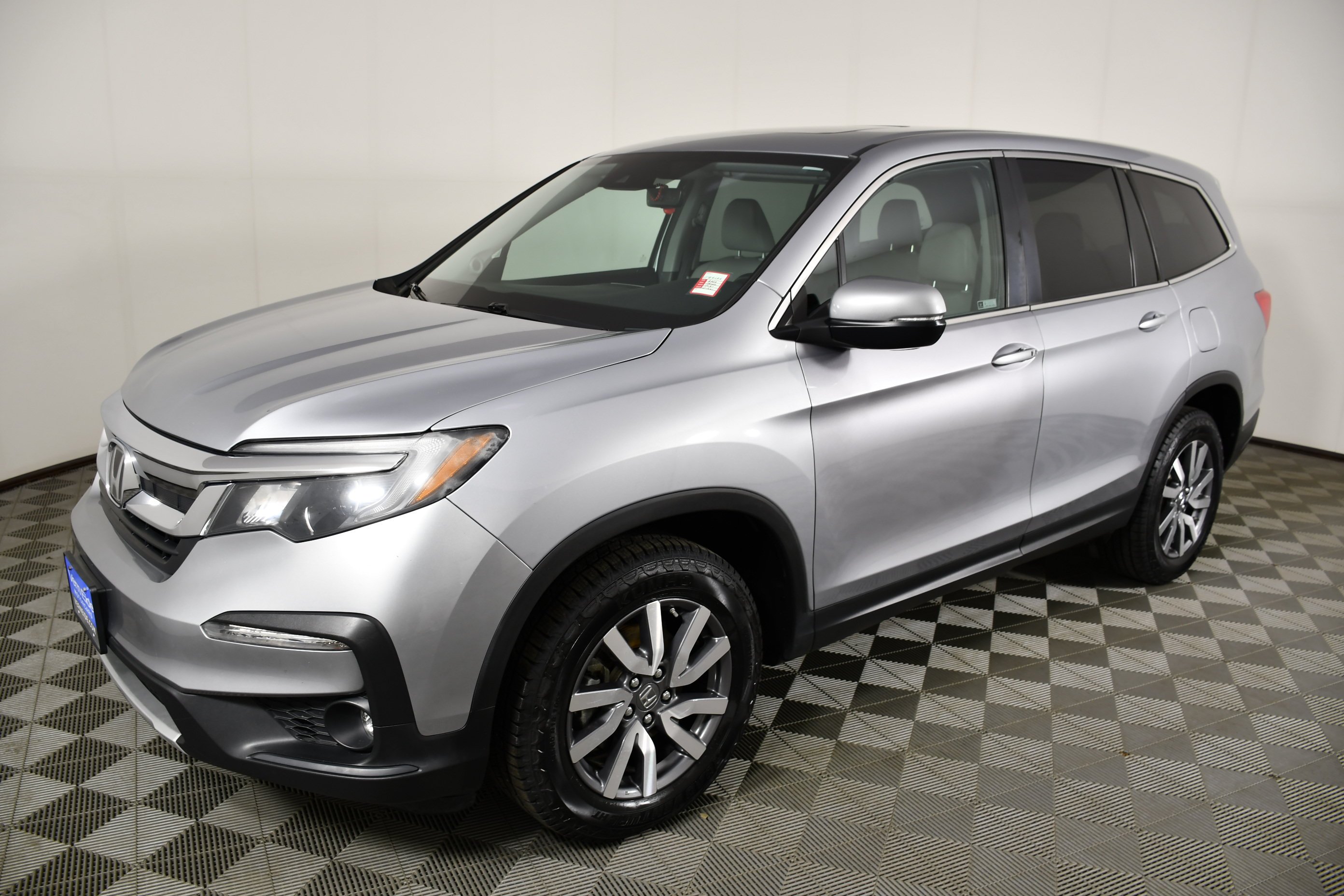 Used 2020 Lunar Silver Metallic Honda EX-L image 10