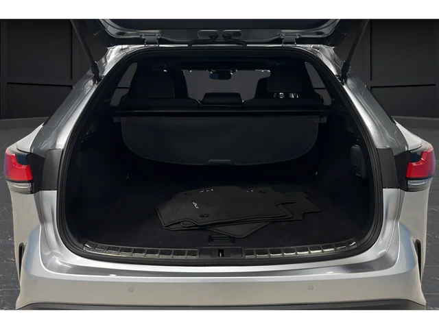 Used 2024 Iridium Lexus 350h Premium Plus image 26