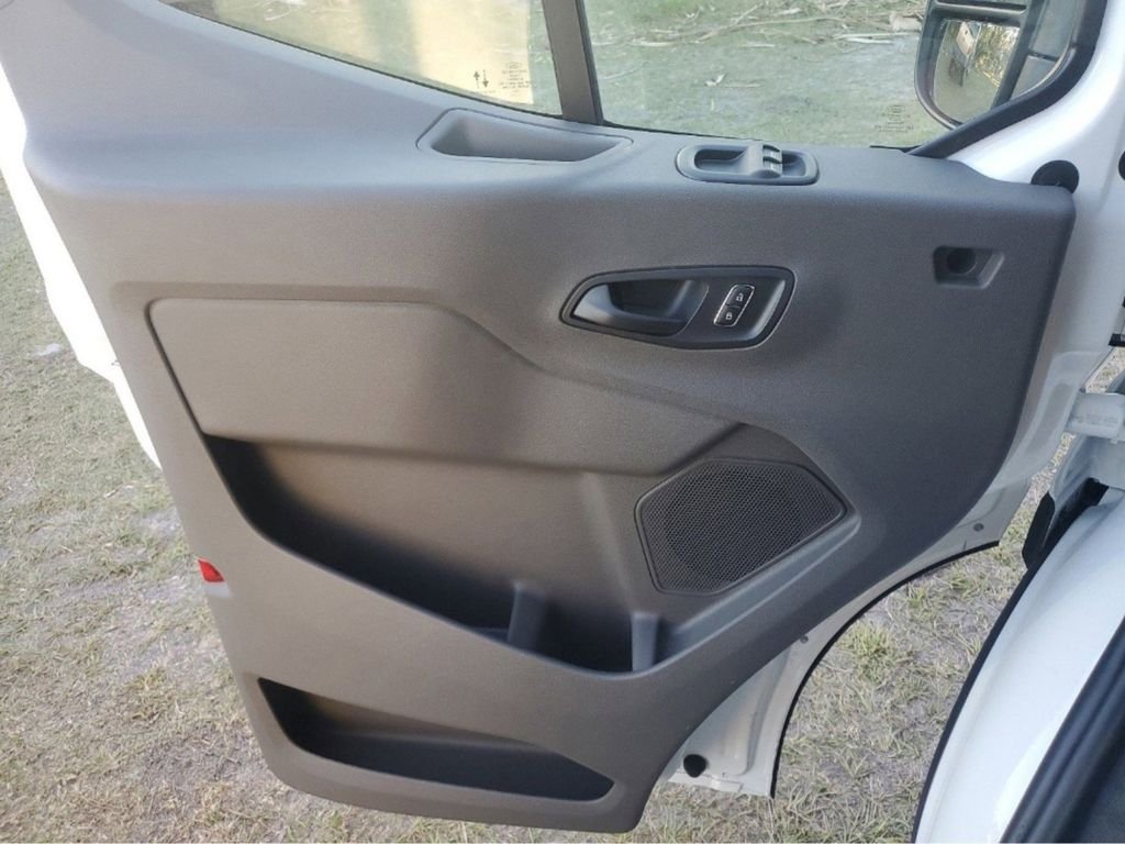2024 Ford Transit Van Base - Photo 8
