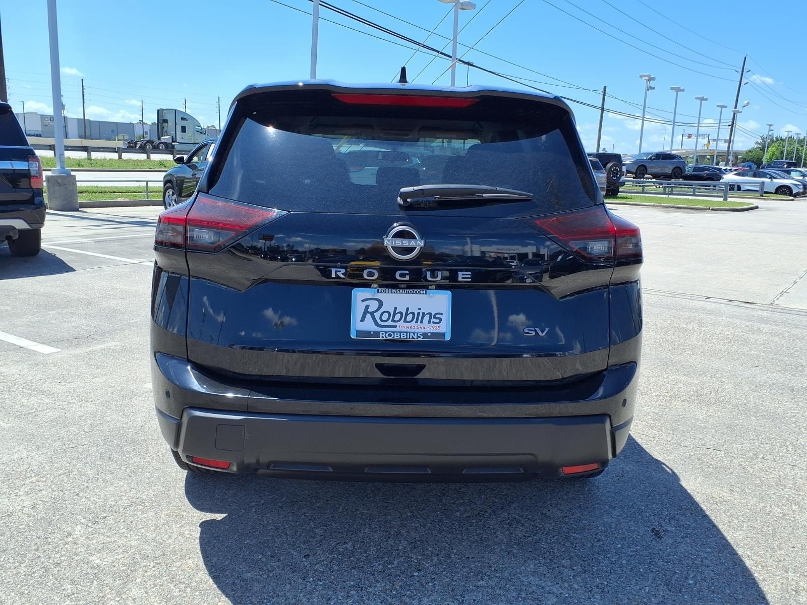 2024 Nissan Rogue SV Black at Robbins Nissan