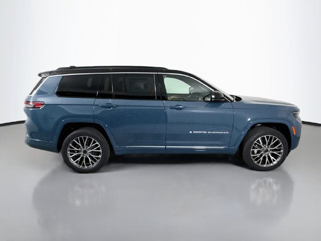 New 2027 Steel Blue Paint Jeep Summit image 8