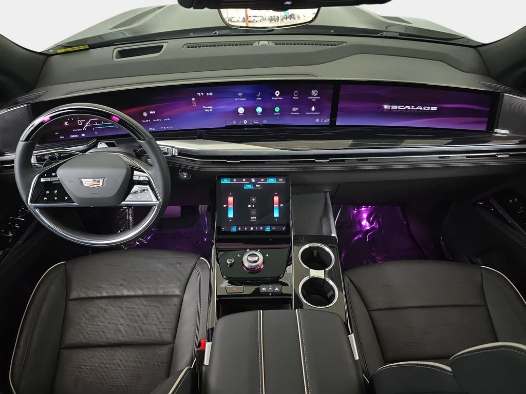 Used 2025 Black Cadillac Sport image 12