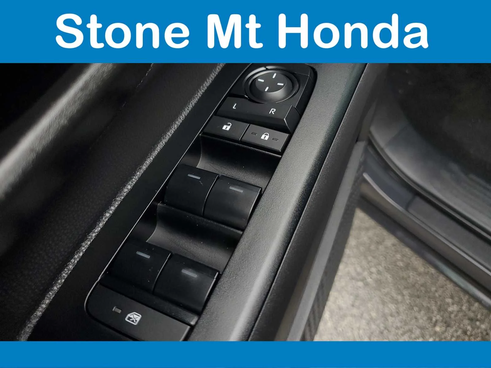 Used 2025 Underground Toyota SR5 image 20