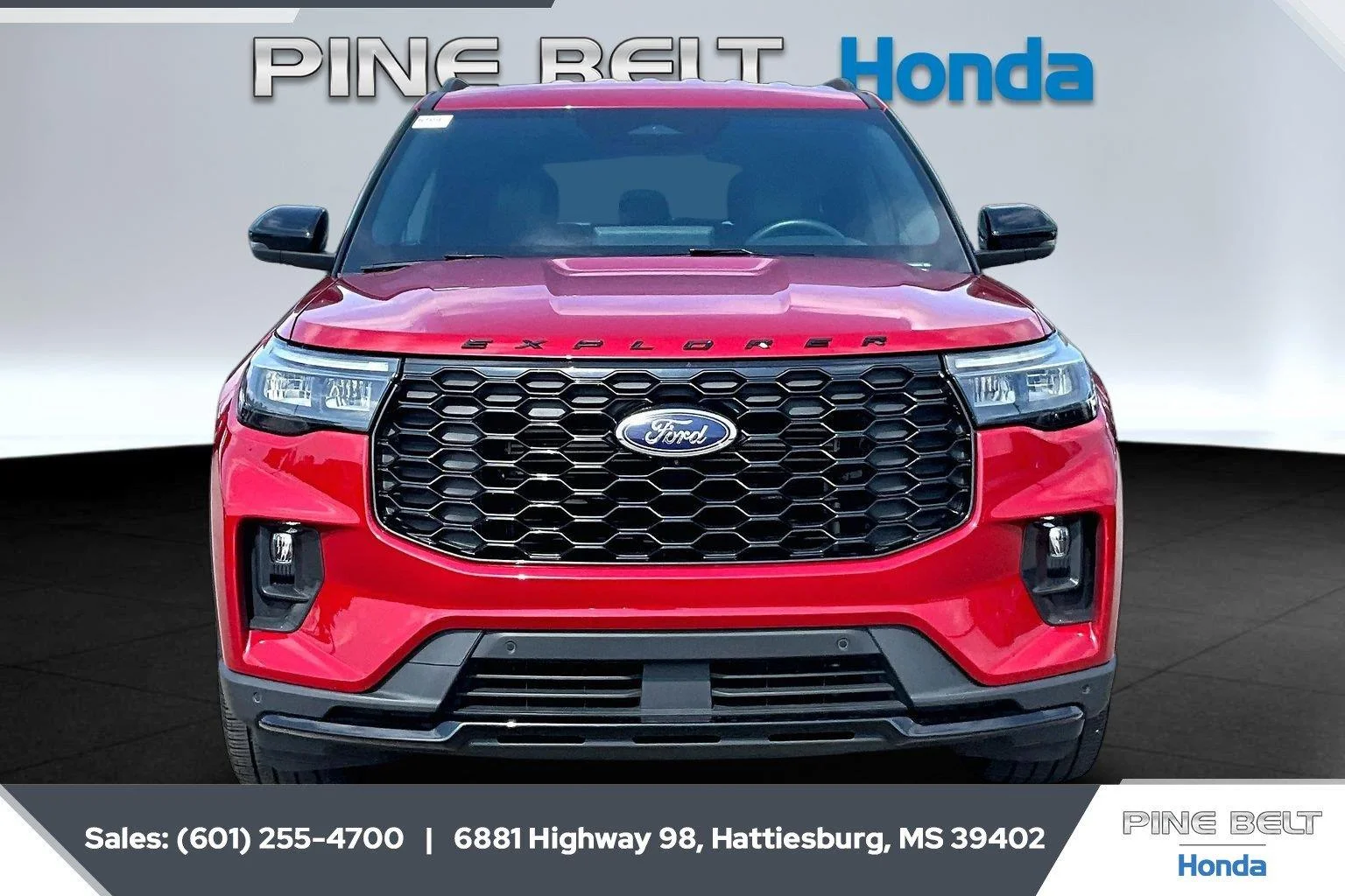 Used 2025 Rapid Red Metallic Tinted Clearcoat Ford ST-Line image 3