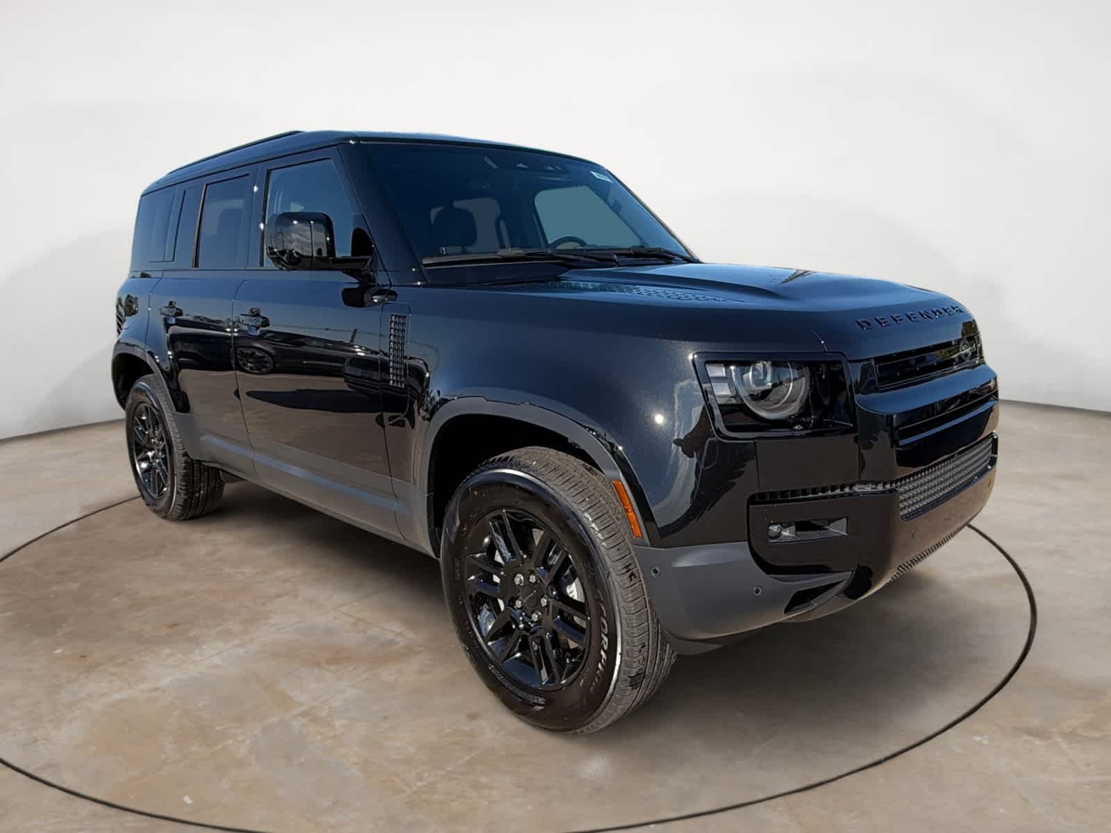 New 2026 Santorini Black LAND ROVER S image 7