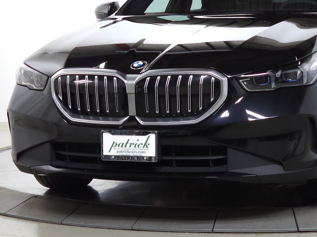 Used 2024 Black Sapphire Metallic BMW 540i xDrive image 3