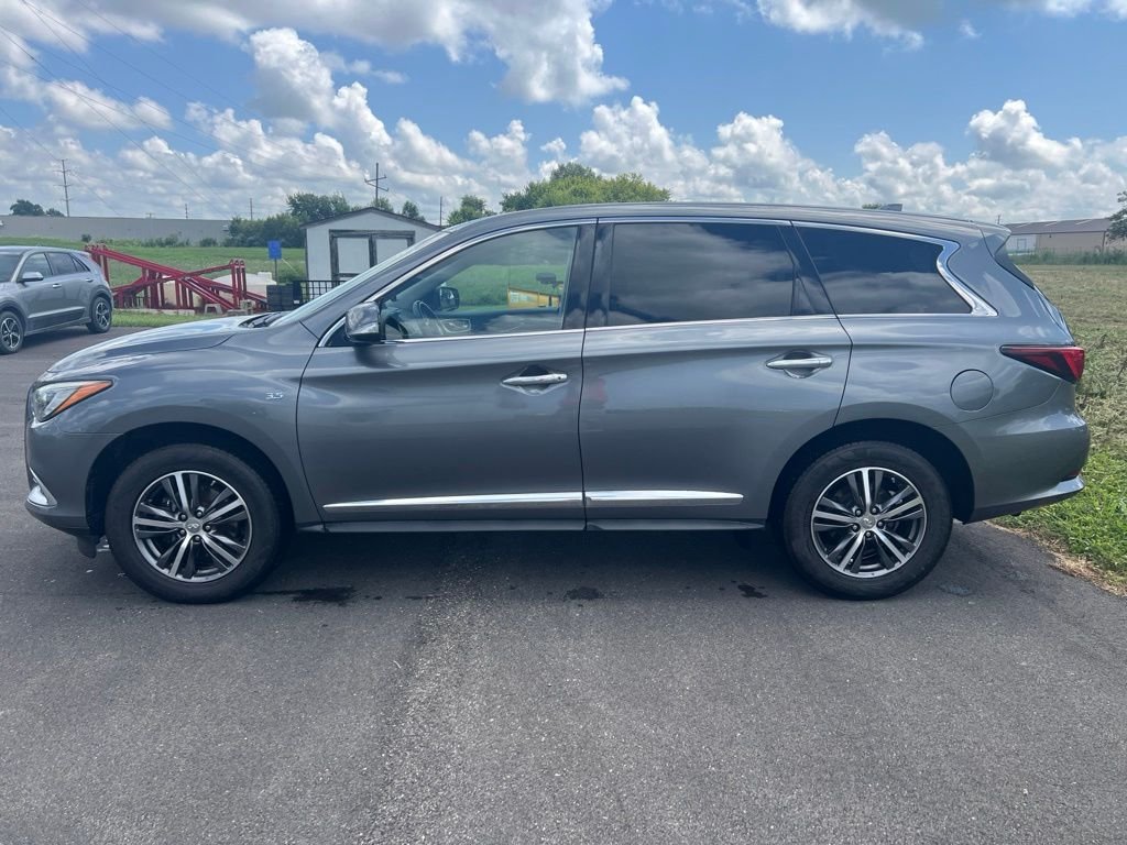 Used 2016 Graphite Shadow INFINITI Base image 6
