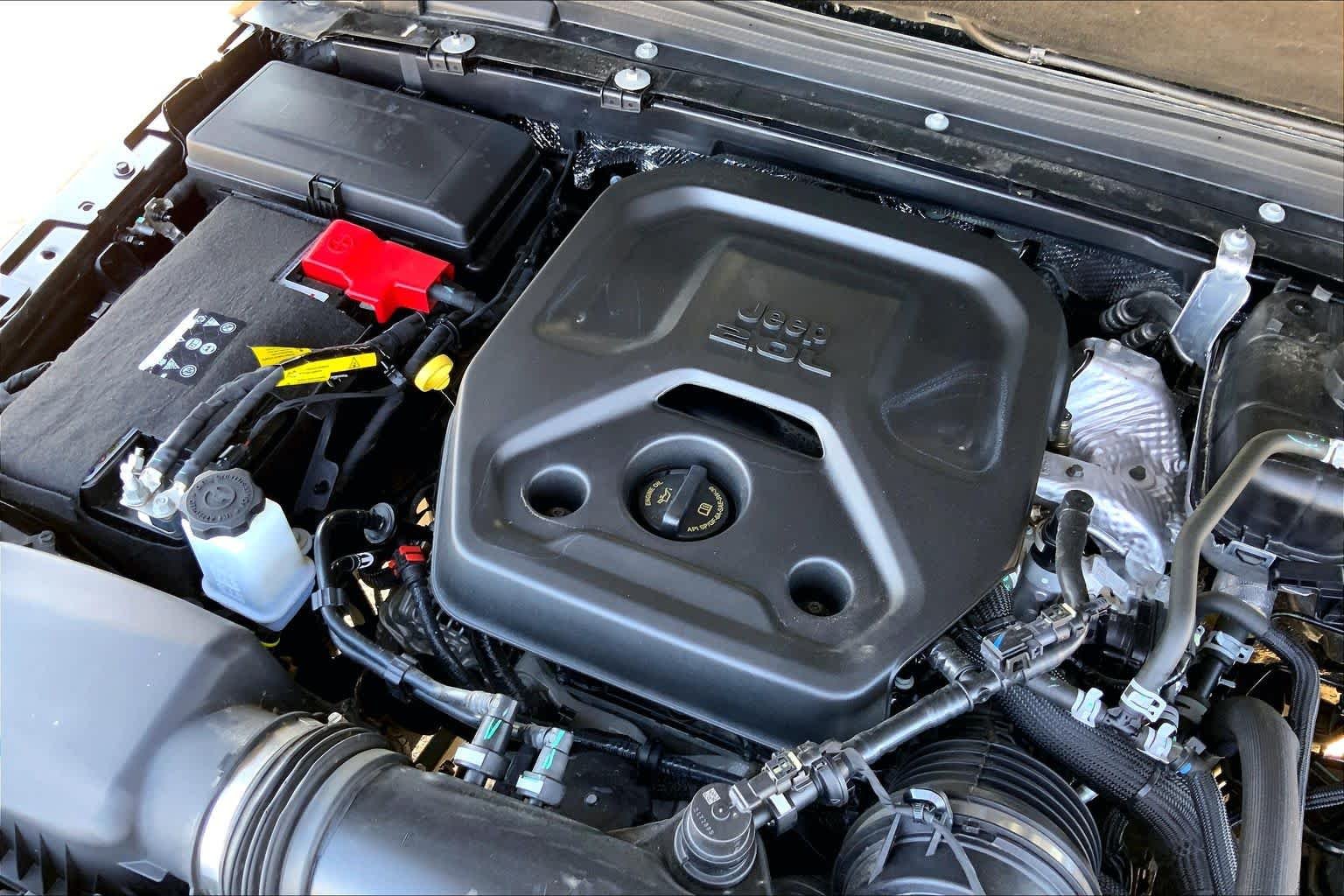 Used 2025 Black Clearcoat Jeep Sahara image 33
