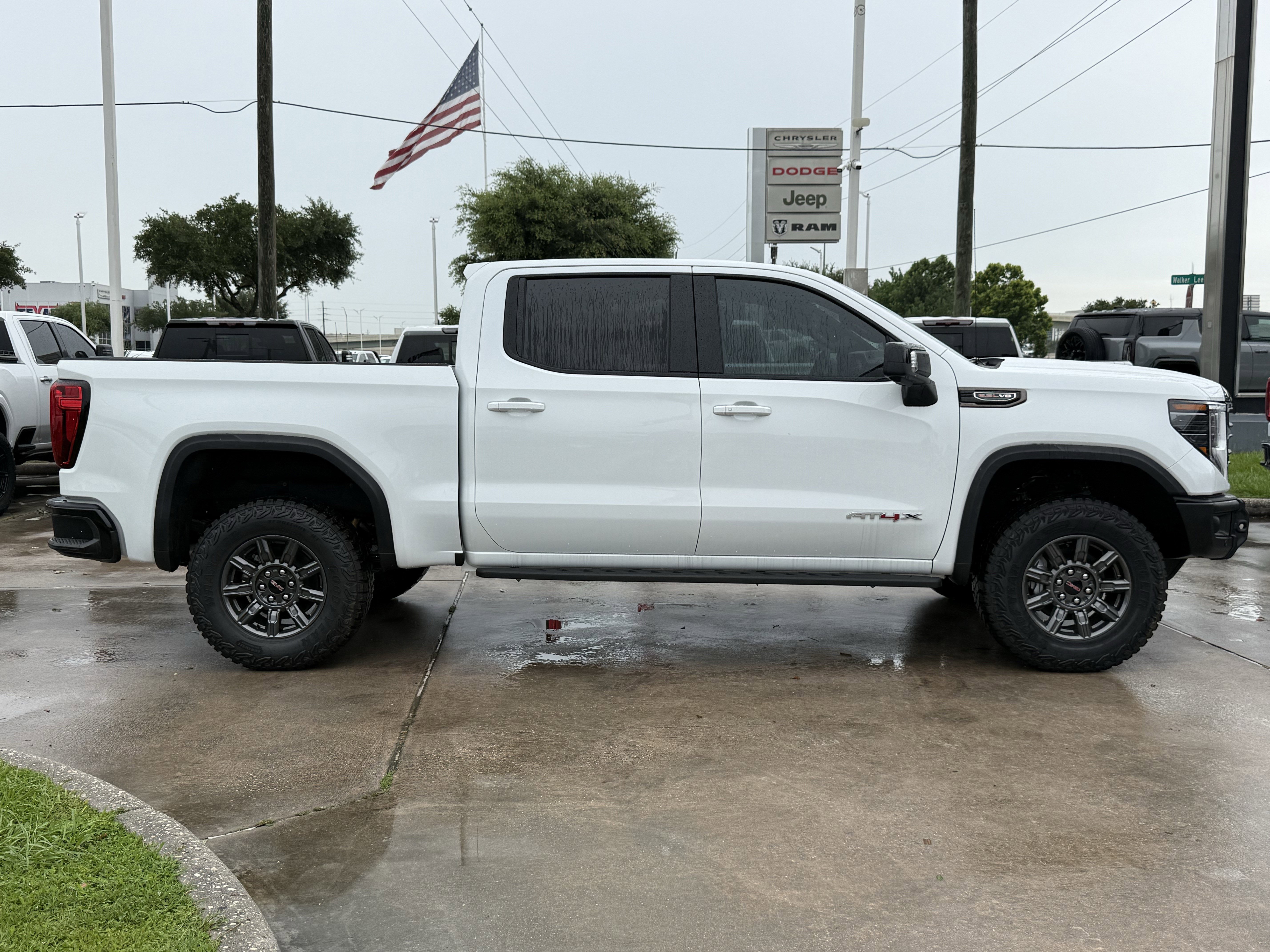 New 2026 Summit White GMC AT4X image 3