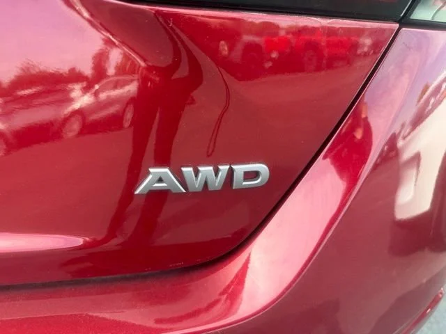 Used 2024 Red Nissan SR Intelligent AWD image 7