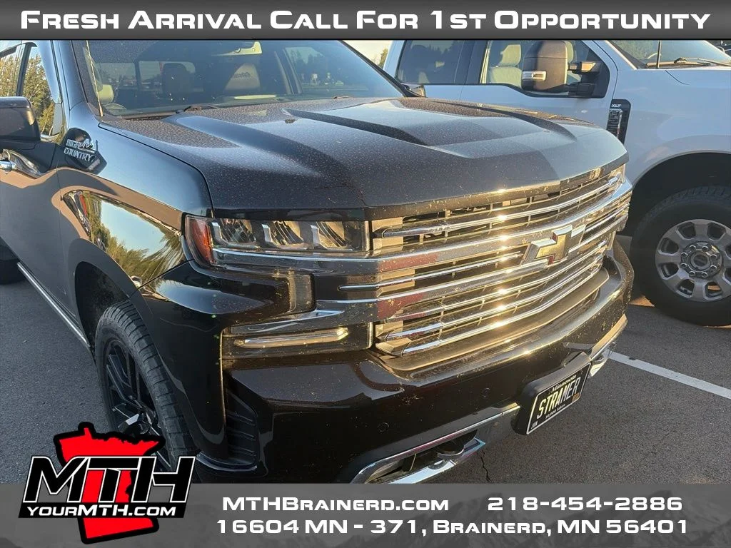 Used 2019 Black Chevrolet High Country image 2