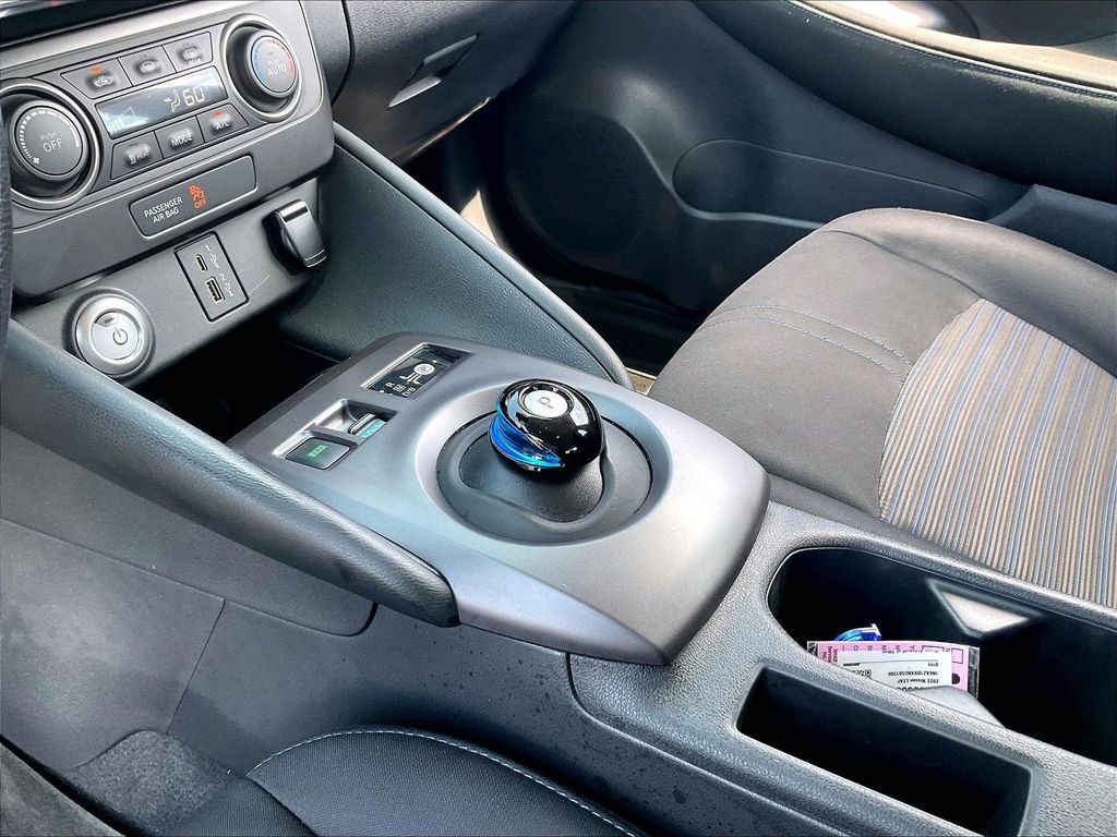 Used 2022 Gun Metallic Nissan S image 19