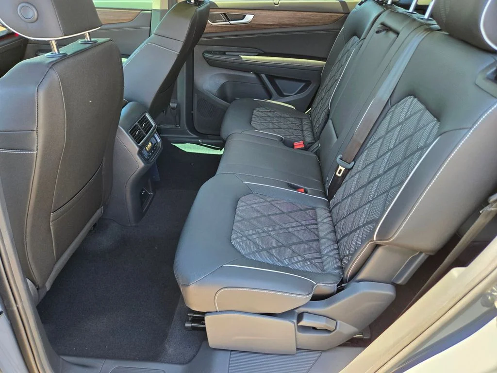 New 2026 Gray Volkswagen 2.0T SEL Premium R-Line image 7