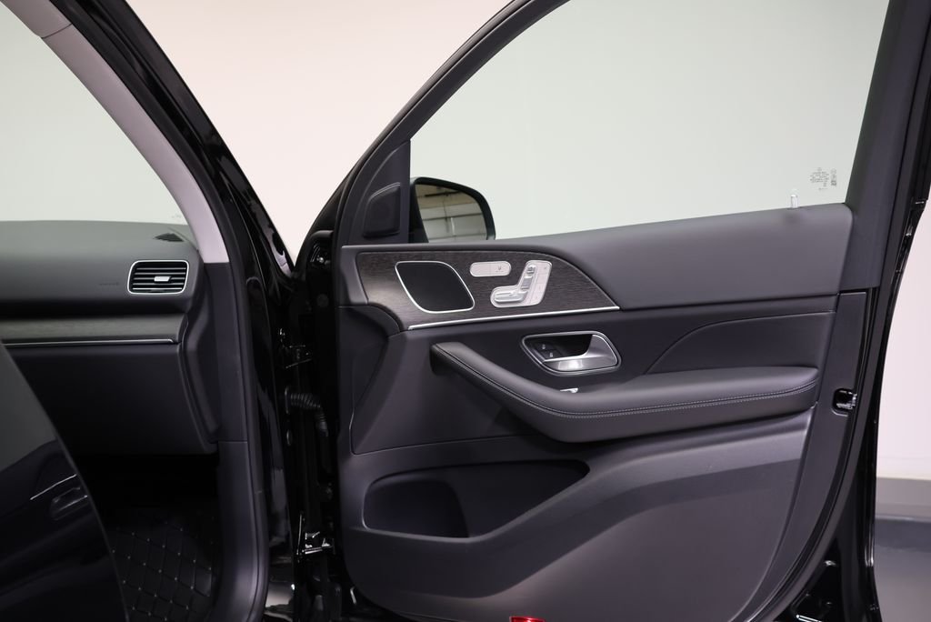 New 2026 Black Mercedes-Benz GLE 350 image 46