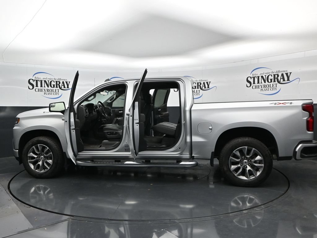 Used 2021 SILVER ICE METALLIC Chevrolet RST image 37